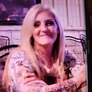 Meet your Posher, Teri